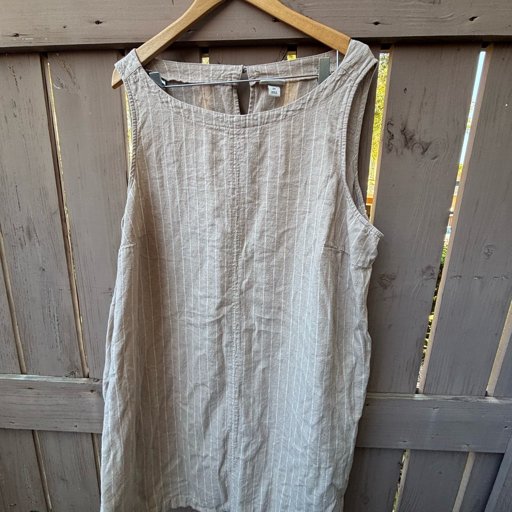 🎉NWOT🎉 Ava & Viv Sleeveless Beige Pinstripe Dress - Picture 2 of 10